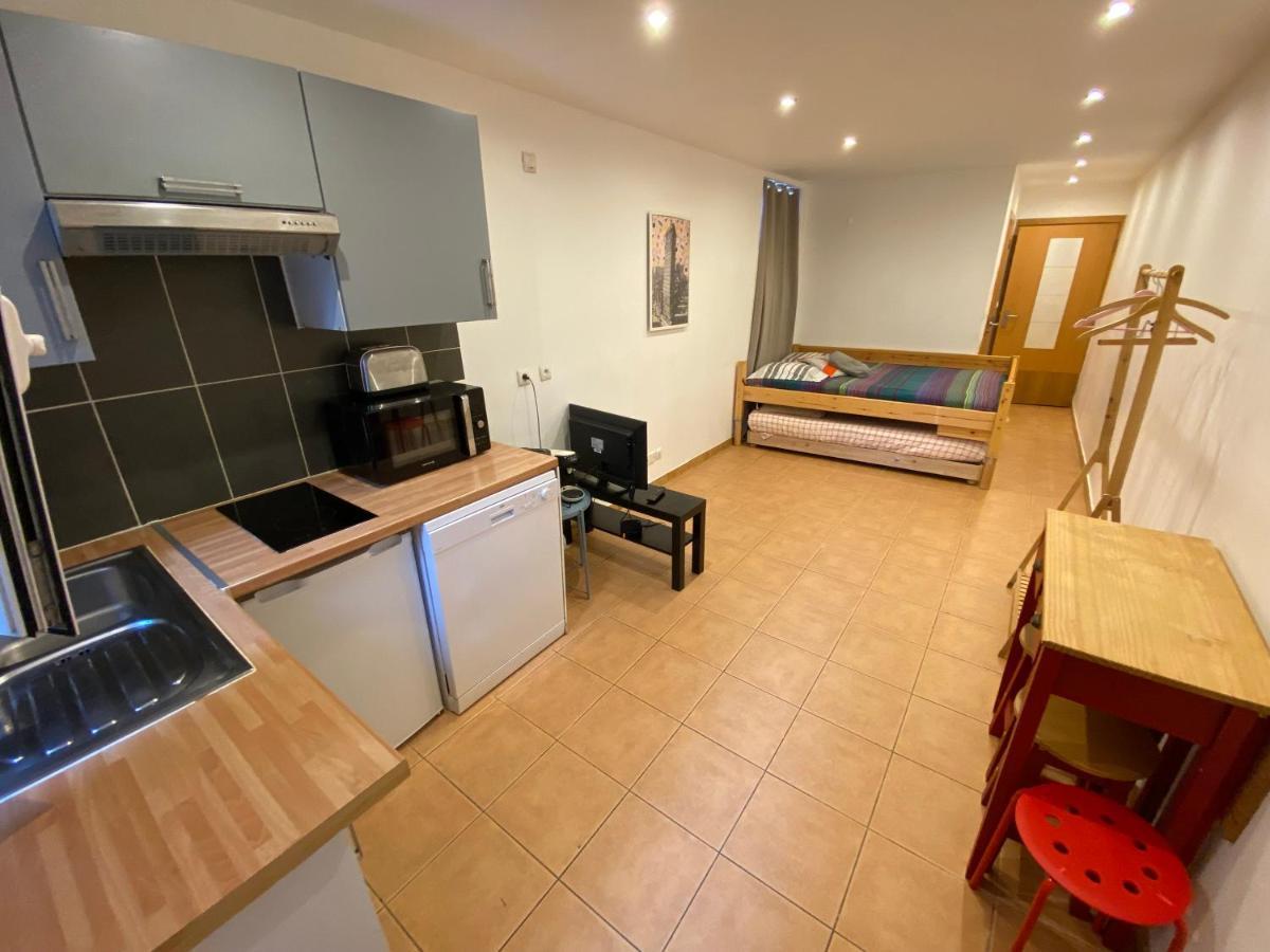 Paris Eiffel Tower Et Disney Apartments, Parkings Gratuits Et Securises, 10 Minutes Metro To Paris Nogent-sur-Seine 外观 照片