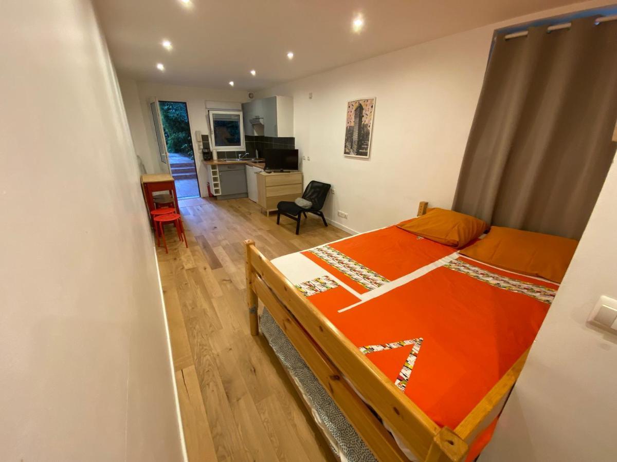 Paris Eiffel Tower Et Disney Apartments, Parkings Gratuits Et Securises, 10 Minutes Metro To Paris Nogent-sur-Seine 外观 照片