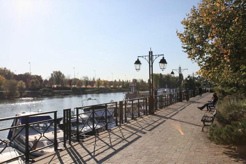 Paris Eiffel Tower Et Disney Apartments, Parkings Gratuits Et Securises, 10 Minutes Metro To Paris Nogent-sur-Seine 外观 照片